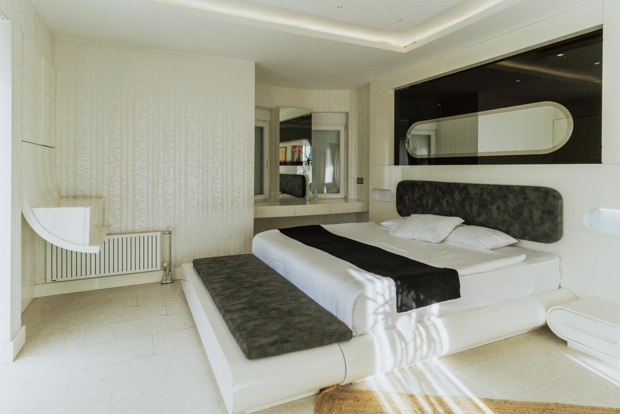 Blackmoon Villa Edirne Bilik gambar